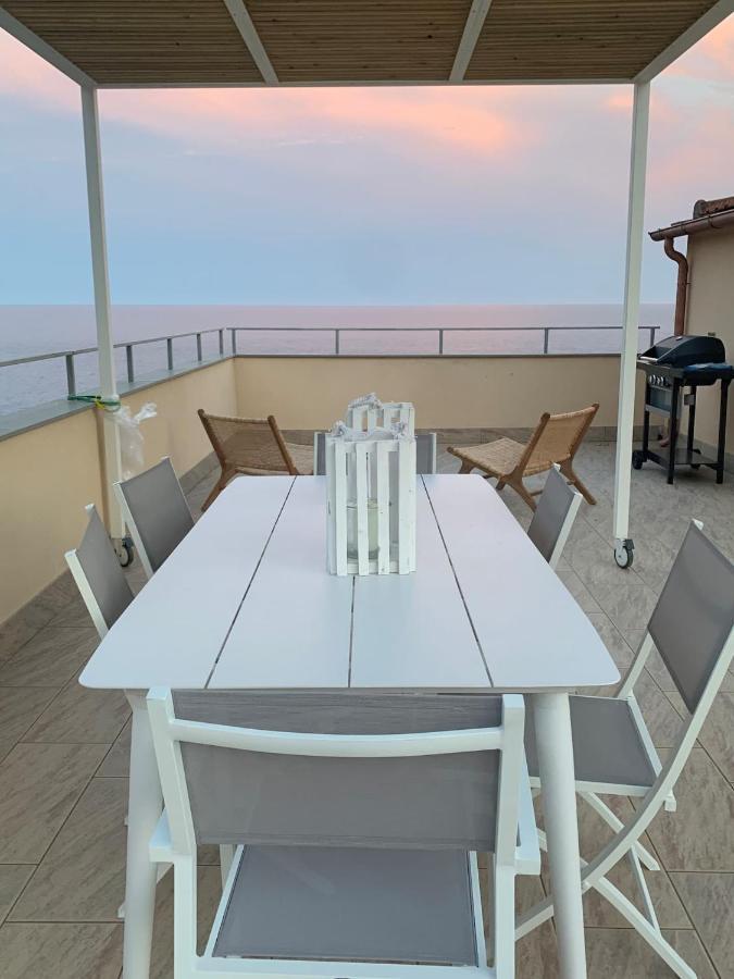 Incanto Sul Mare Con Enorme Terrazza E Piscina Cervo Exterior photo